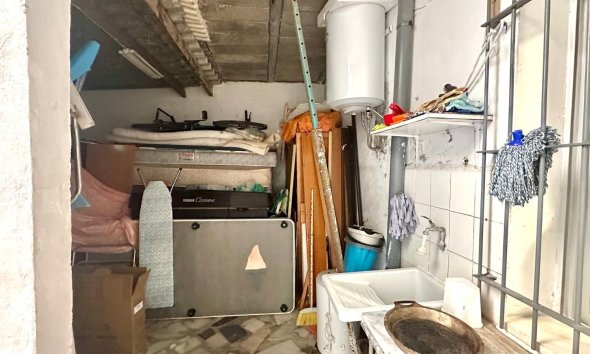 Resale - Villa - Torrevieja - Playa del Cura