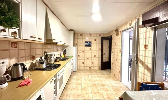 Resale - Villa - Torrevieja - Playa del Cura
