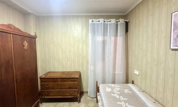 Resale - Villa - Torrevieja - Playa del Cura