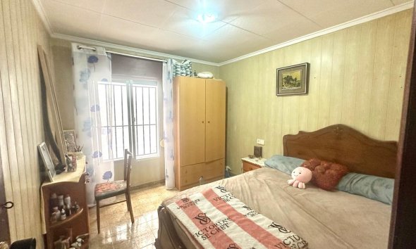 Resale - Villa - Torrevieja - Playa del Cura
