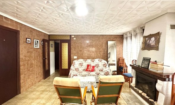 Resale - Villa - Torrevieja - Playa del Cura
