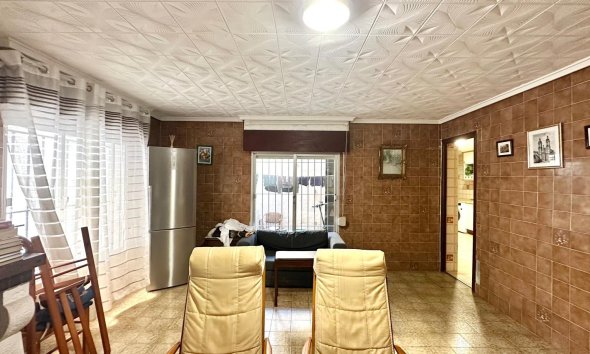 Resale - Villa - Torrevieja - Playa del Cura