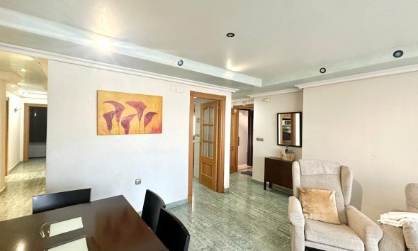 Resale - Apartment / Duplex - Torrevieja