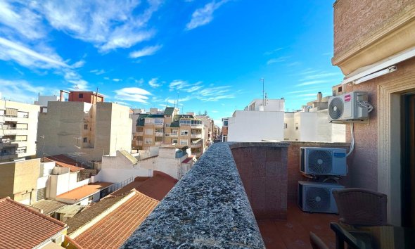 Resale - Apartment / Duplex - Torrevieja