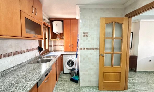 Resale - Apartment / Duplex - Torrevieja