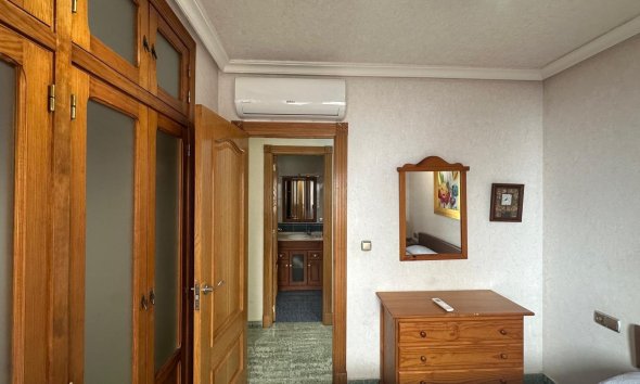 Resale - Apartment / Duplex - Torrevieja