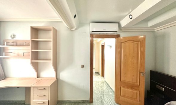 Resale - Apartment / Duplex - Torrevieja