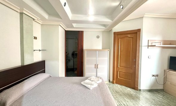 Resale - Apartment / Duplex - Torrevieja