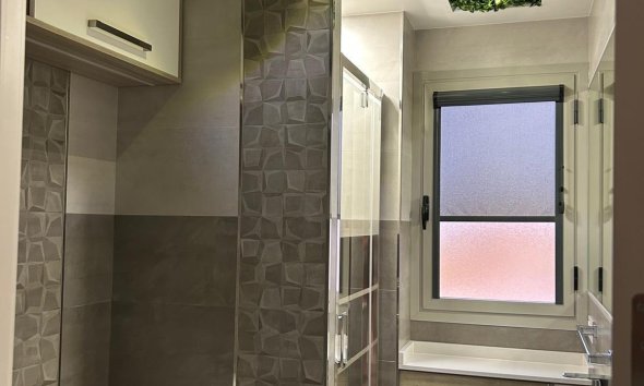 Resale - Apartment - Torrevieja - Playa del Cura
