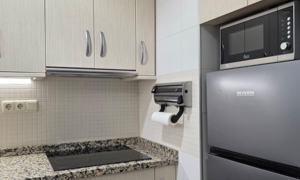 Resale - Apartment - Torrevieja - Playa del Cura