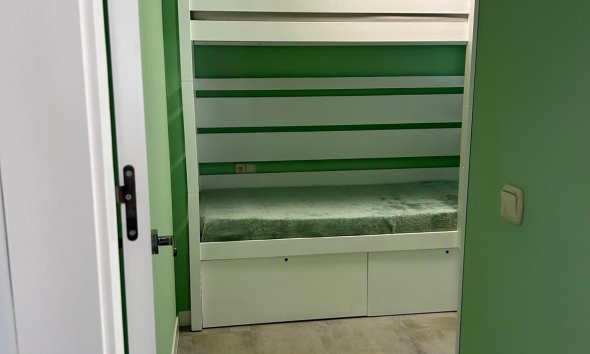 Resale - Apartment - Torrevieja - Playa del Cura