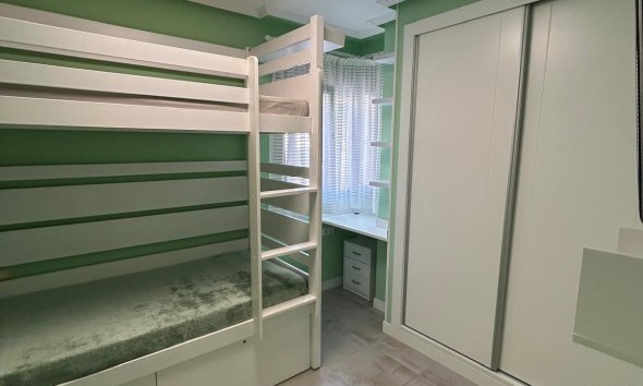 Resale - Apartment - Torrevieja - Playa del Cura
