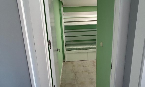 Resale - Apartment - Torrevieja - Playa del Cura