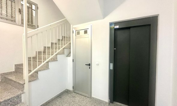 Reventa - Apartamento - Torrevieja - La Mata