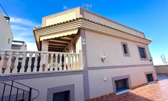 Reventa - Adosado - Torrevieja - La siesta