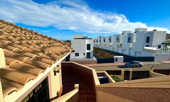 Reventa - Adosado - Torrevieja - La siesta