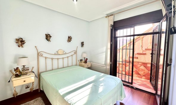 Reventa - Adosado - Torrevieja - La siesta