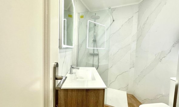 Reventa - Apartamento - Torrevieja - La Mata