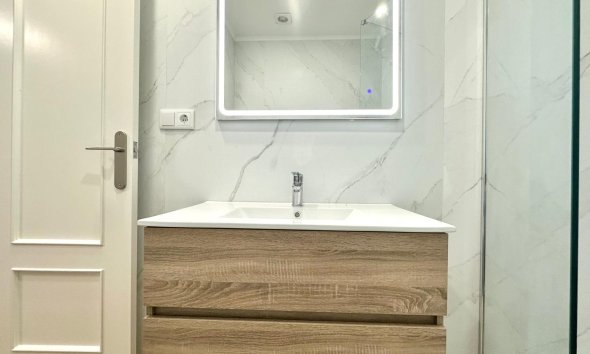 Reventa - Apartamento - Torrevieja - La Mata