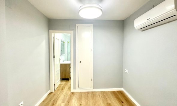 Reventa - Apartamento - Torrevieja - La Mata