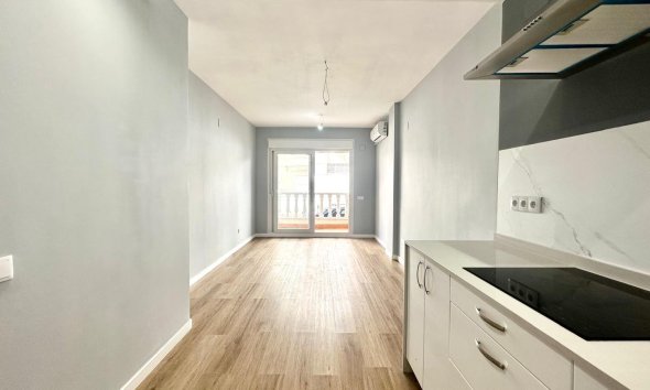 Reventa - Apartamento - Torrevieja - La Mata