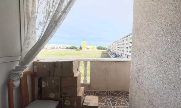 Resale - Apartment - Torrevieja - Estacion de autobuses