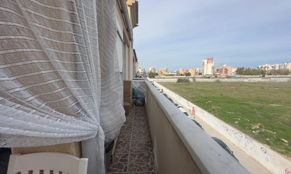 Resale - Apartment - Torrevieja - Estacion de autobuses