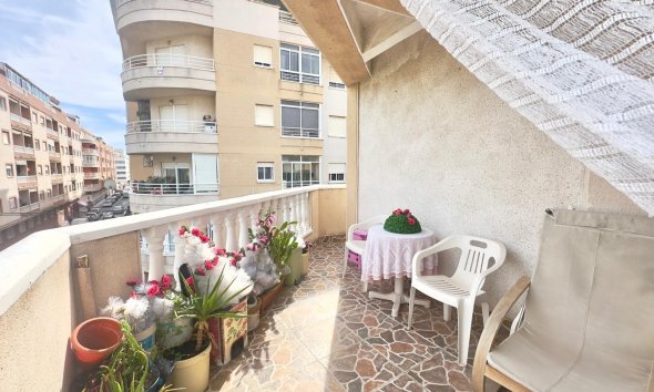 Resale - Apartment - Torrevieja - Estacion de autobuses