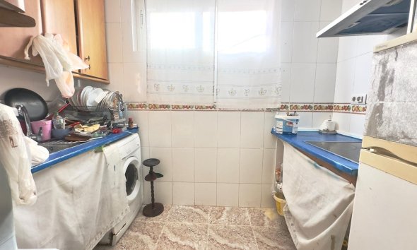 Resale - Apartment - Torrevieja - Estacion de autobuses