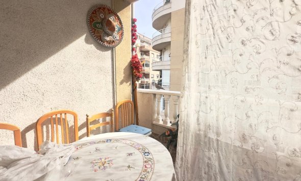 Resale - Apartment - Torrevieja - Estacion de autobuses