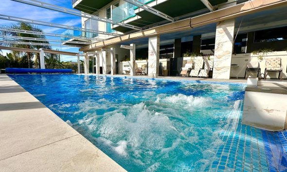 Resale - Apartment - Finestrat