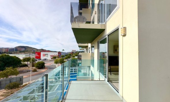 Resale - Apartment - Finestrat