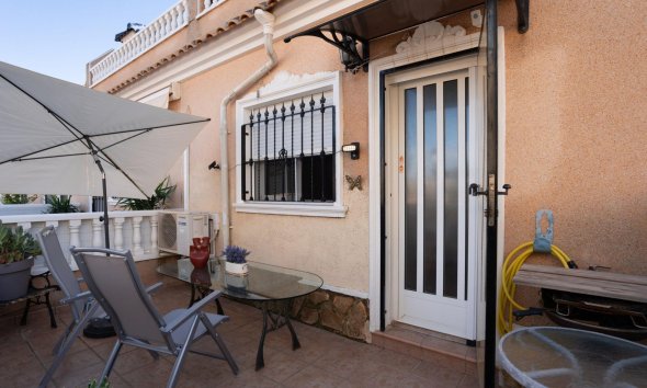 Resale - Terraced house / Townhouse - Orihuela Costa - Los Dolses