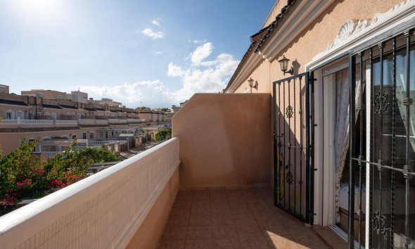 Resale - Terraced house / Townhouse - Orihuela Costa - Los Dolses