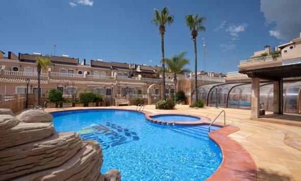 Resale - Terraced house / Townhouse - Orihuela Costa - Los Dolses