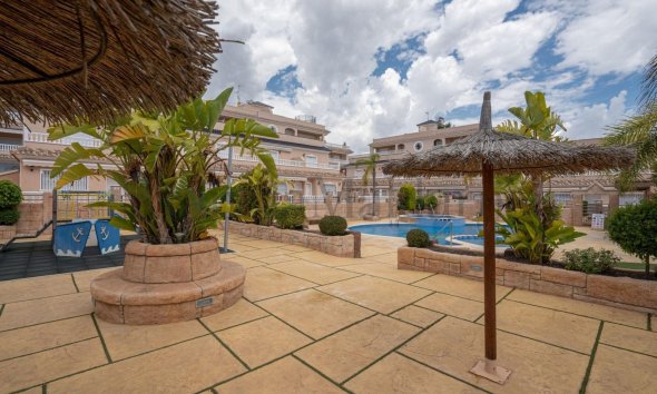 Resale - Terraced house / Townhouse - Orihuela Costa - Los Dolses