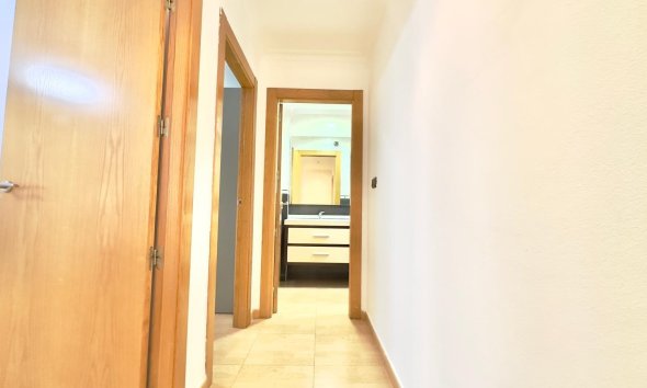Resale - Apartment - Torrevieja - Centro