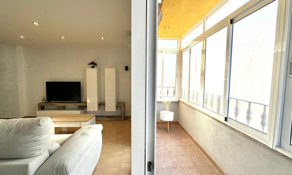 Resale - Apartment - Torrevieja - Centro