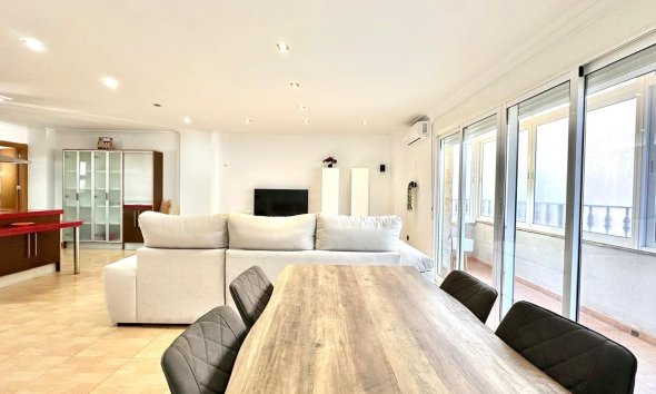 Resale - Apartment - Torrevieja - Centro