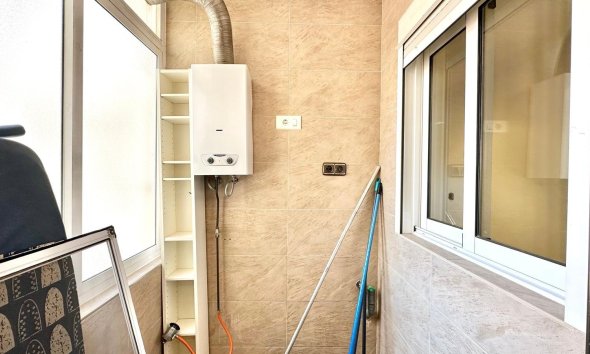 Resale - Apartment - Torrevieja - Centro