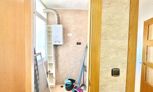 Resale - Apartment - Torrevieja - Centro