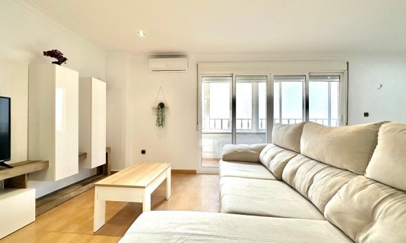 Resale - Apartment - Torrevieja - Centro