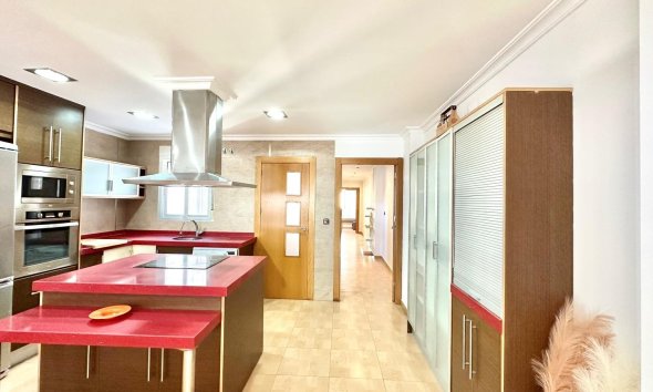 Resale - Apartment - Torrevieja - Centro
