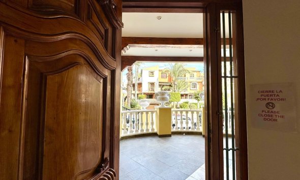 Resale - Apartment - Torrevieja - Los Frutales
