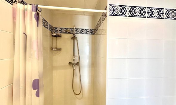 Resale - Apartment - Torrevieja - Los Frutales