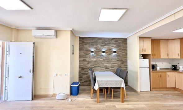 Resale - Bungalow - Torrevieja - Torreblanca