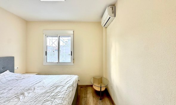 Resale - Bungalow - Torrevieja - Torreblanca