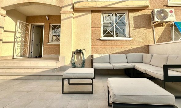 Resale - Bungalow - Torrevieja - Torreblanca