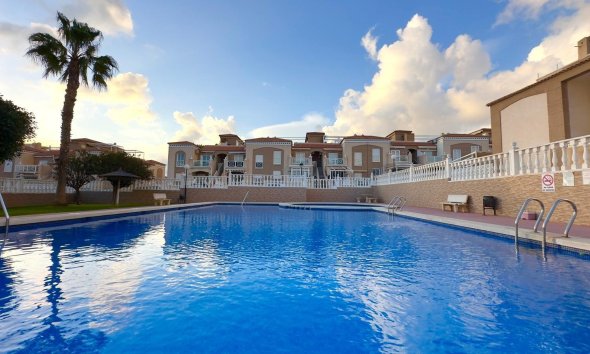 Resale - Bungalow - Torrevieja - Torreblanca