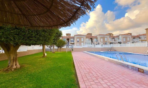Resale - Bungalow - Torrevieja - Torreblanca